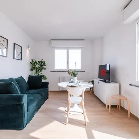 Apartment 7 Piano Panoramico Nel Cuore Dei Navigli Mailand